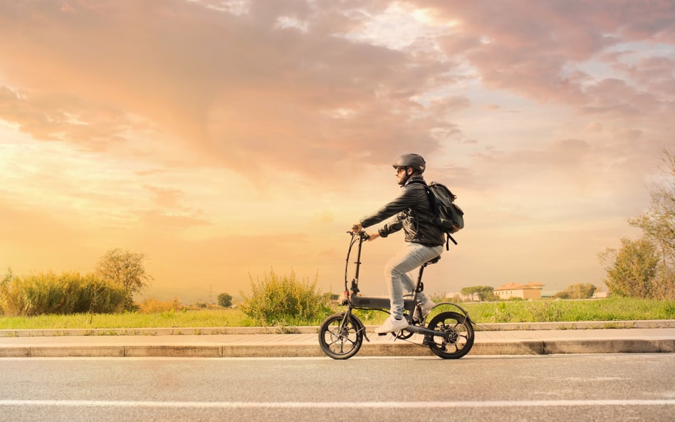 Nie Bedzie Zapowiedzianych Przez Rzad Doplat Do Zakupu Roweroacutew Elektrycznych Ce82111, NEWSFIN