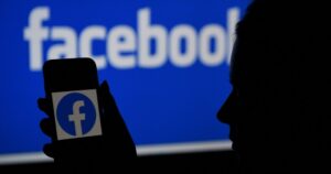 Prawie 800 mln euro kary dla mety chodzi o dzialanie na facebook 4b8f0f0.jpg