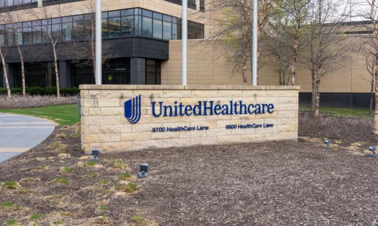 Firma UnitedHealthcare z niechlubnym rekordem odmów wypłaty odszkodowania. To jej CEO został zastrzelony w Nowym Jorku
