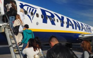 Ryanair bez umowy w modlinie i nie poszlo tylko o pieniadze 502eeff.jpg