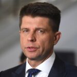 Ryszard petru w wigilie usiadzie na kasie podpisal umowe zlecenie na prace w markecie 0644a95.jpg