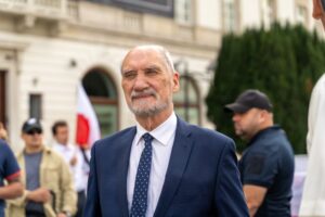 Antoni macierewicz pod lupa prokuratury sledztwo ws zdrady dyplomatycznej 76541dc.jpg