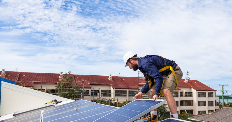 Nowe Zasady Zglaszania Umoacutew Sprzedazy Energii Z Oze To Trzeba Wiedziec 4423f6a, NEWSFIN