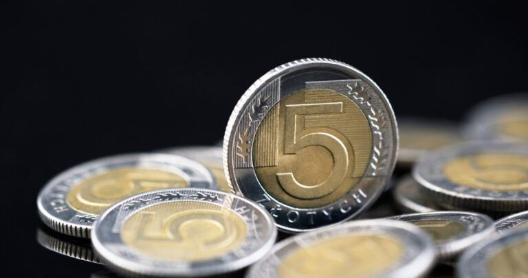 Kursy Walut 23 Maja Ile Kosztuj Euro Dolar I Frank Szwajcarski 199aa6d, NEWSFIN