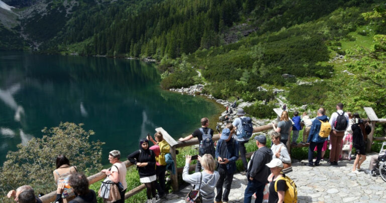 Pierwszy Maj W Zakopanem Tumy I Korki Na Szlaku Do Morskiego Oka 7dc3a80, NEWSFIN