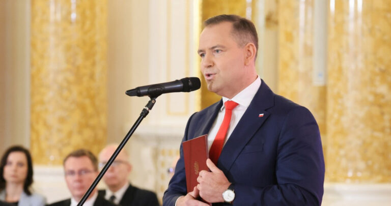 Nawrocki Tusk Jest Najgorszym Premierem Iii Rp Na Pewno Tego Nie Podpisze C09c9e4, NEWSFIN