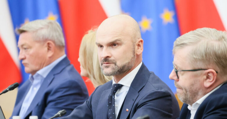 Nowe Pomysy Zespou Ds Deregulacji S Rozwizania Dla Przedsibiorcw 9507674, NEWSFIN