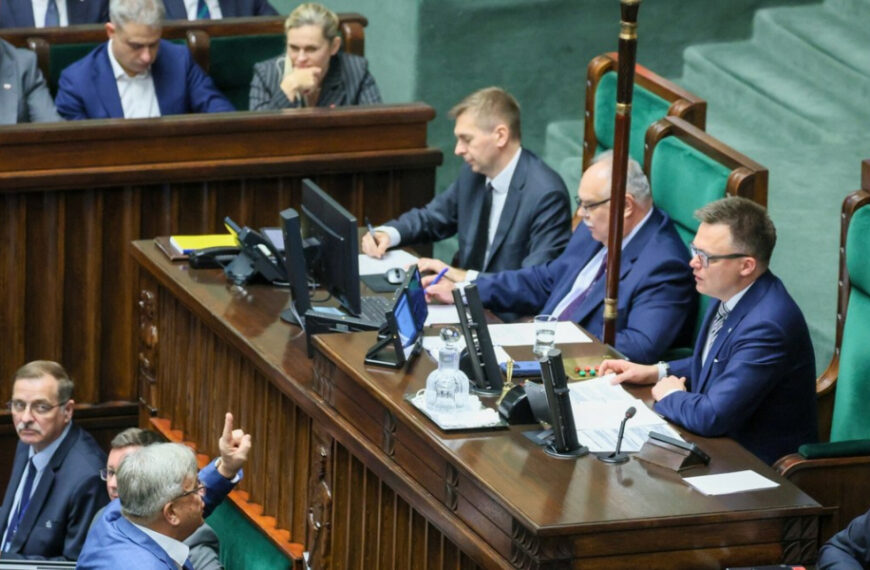 Wysze Wydatki Na Mieszkania Komunalne I Spoeczne Ustawa W Sejmie 2e4842d, NEWSFIN