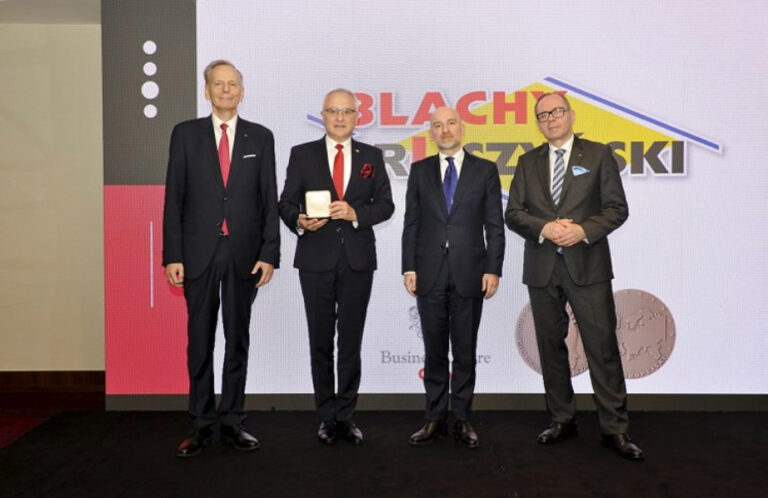 Blachy Pruszyski Laureatem A015ab6, NEWSFIN