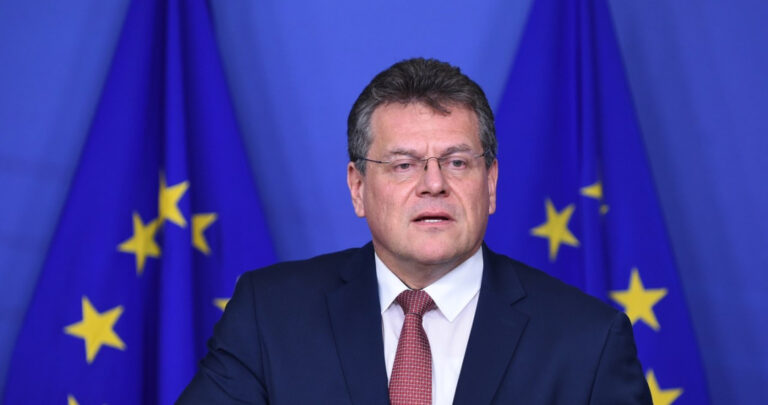 Cła na USA? UE kontratakuje, przedstawiając propozycję.