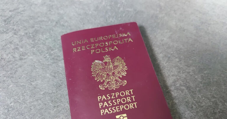 Gdzie Trzyma Paszport Na Wakacjach Zapytaj Recepcj O Jedn Rzecz 6cdbdf8, NEWSFIN