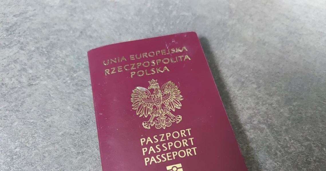 Gdzie Trzyma Paszport Na Wakacjach Zapytaj Recepcj O Jedn Rzecz 6cdbdf8, NEWSFIN