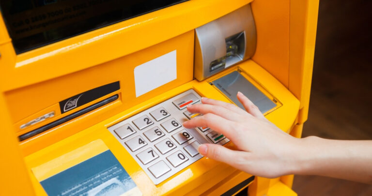 Ile Wynosi Opata Za Wypat Z Bankomatu Oto Jak Moesz Jej Unikn 28b559e, NEWSFIN