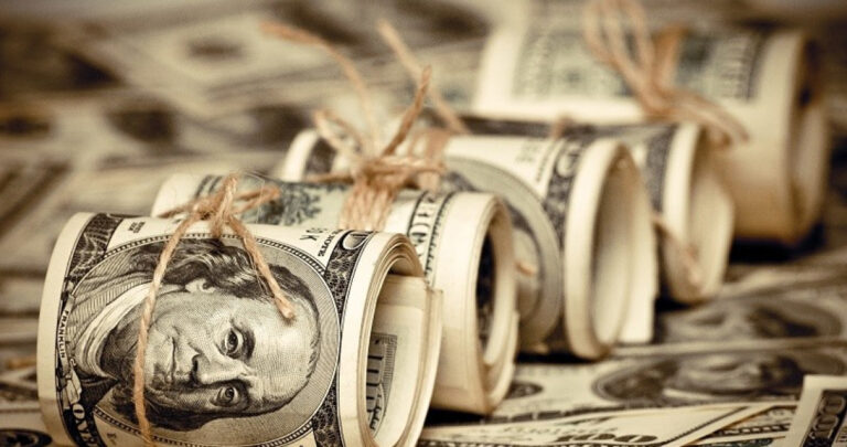 Kursy Walut Ile Kosztuj Dolar Euro I Frank We Wtorek 24 Czerwca Bc37346, NEWSFIN