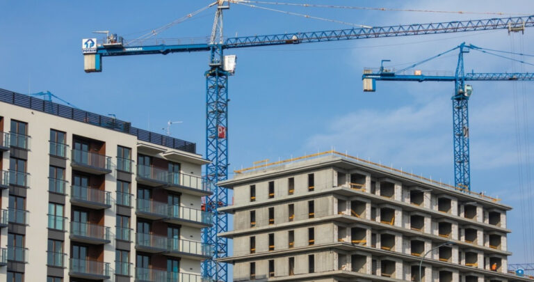 Miliardy Na Budownictwo Spoeczne Zablokowane Reit Y Co Si Ruszyo 6a6c030, NEWSFIN
