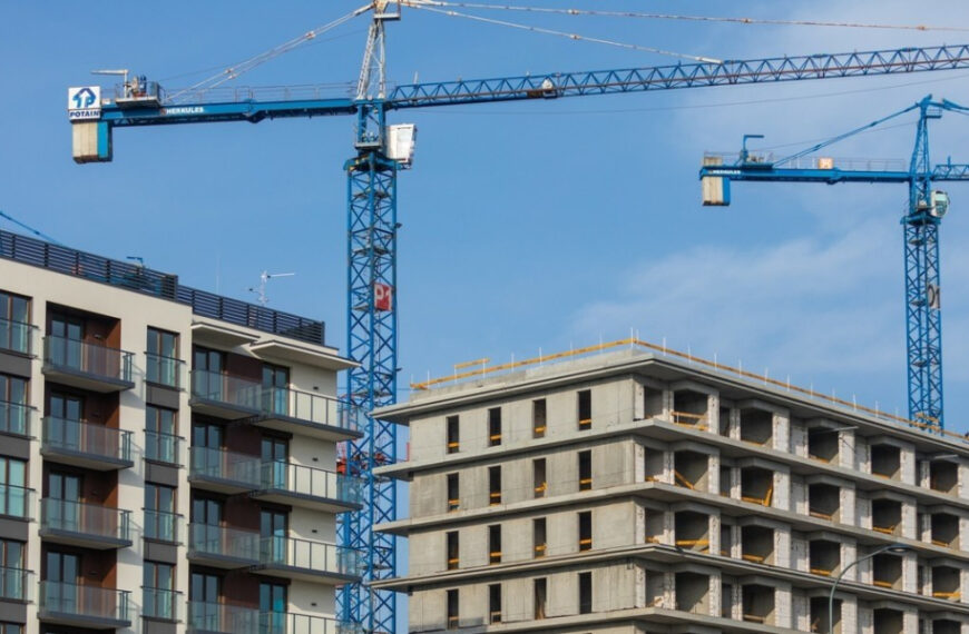 Miliardy Na Budownictwo Spoeczne Zablokowane Reit Y Co Si Ruszyo 6a6c030, NEWSFIN