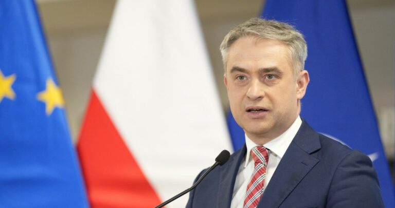 Nowy Pocztek Polskiej Cyfryzacji Kto Moe Na Tym Skorzysta 25465be, NEWSFIN