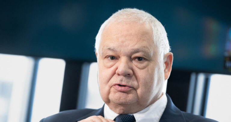 Szef NBP nie stawi się na przesłuchanie. Adam Glapiński ma inne obowiązki