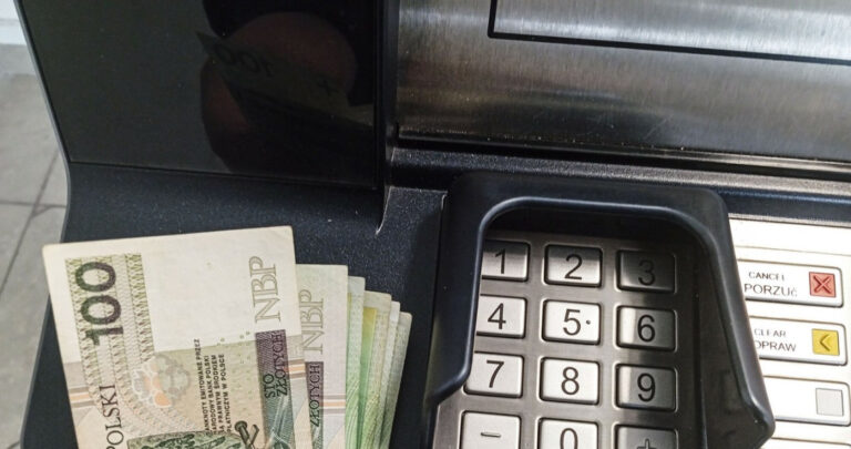 Wpaty Na Konto We Wpatomacie S Limitowane Powyej Tej Kwoty Bank Powiadomi Krajow Administracj Skarbow Kas Dcc8fd0, NEWSFIN