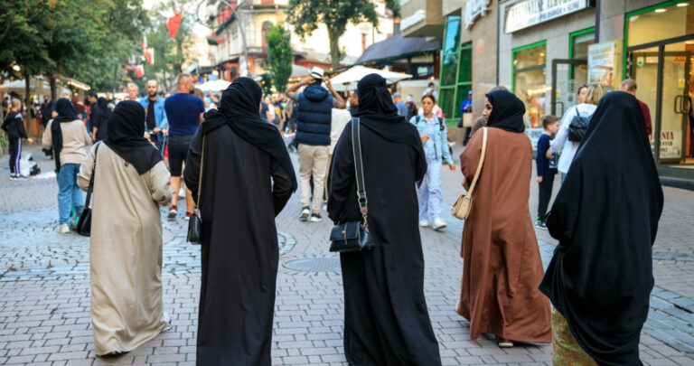 Arabowie Odwiedzaj Zakopane Kochaj Je Z Dwch Powodw 4ffd3d3, NEWSFIN