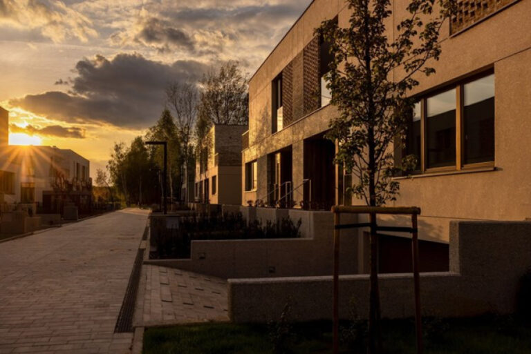 Architektura W Blasku Krysztau Profbud I Iluma Cz Siy W Konkursie Dla Architektw E31fb7d, NEWSFIN