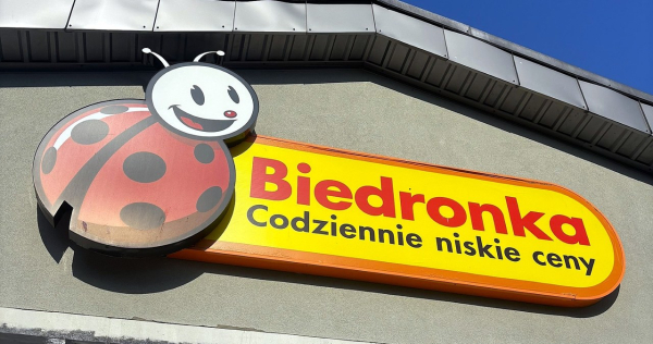 Biedronka Rozdaje Karty Rabatowe 30 Proc Zniki Na Zakupy Do Padziernika B6932b3, NEWSFIN