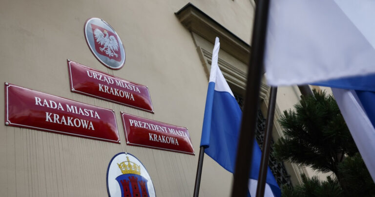 Czy Samorzdy Bd Ograniczone Do Dwch Kadencji Ogromna Liczba Osb Sprzeciwia Si Tej Zmianie Fb26422, NEWSFIN
