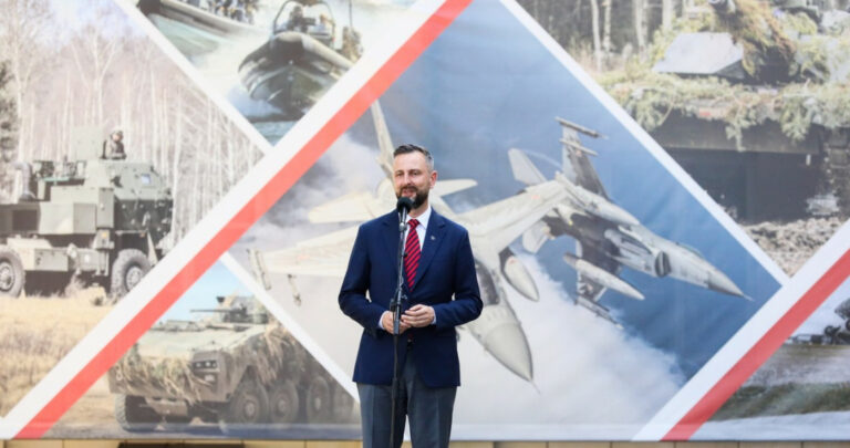 Jastrzbie Wracaj Do Gry F 16 Przejd Gruntown Modernizacj 493091d, NEWSFIN