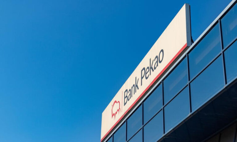 Klienci Bd Zaskoczeni Bank Pekao Zmienia Swoje Opaty 558c85a, NEWSFIN