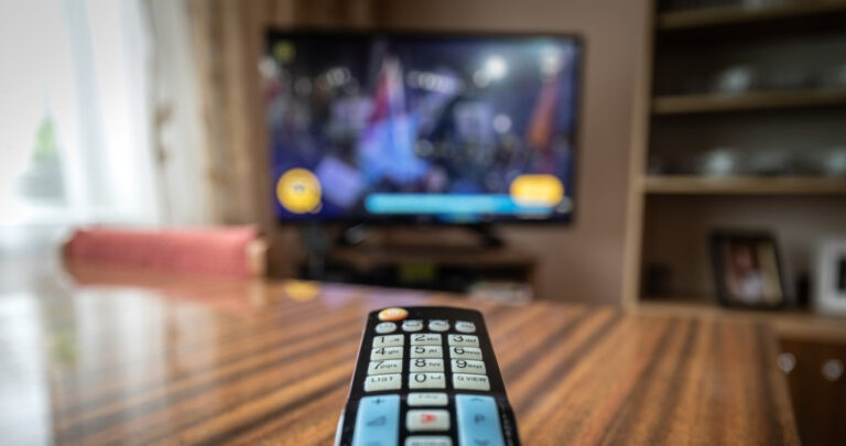 Licencja RTV: tyle zapłacisz w 2026 roku. Kary za zapominalstwo