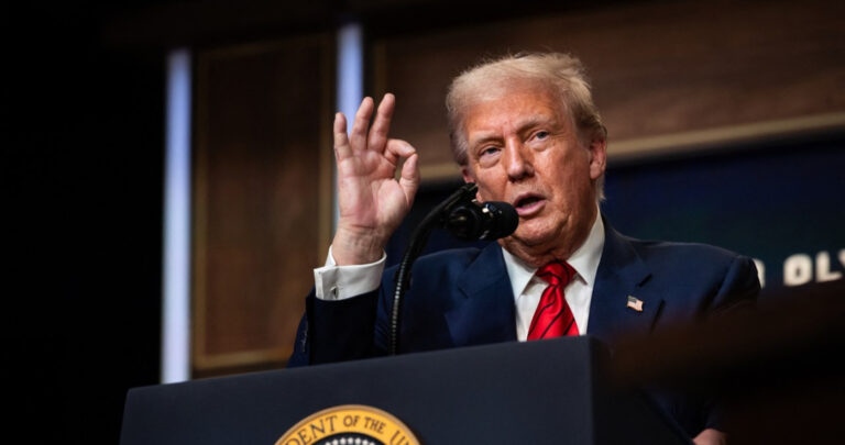 Trump przedstawił dosadną ocenę rosyjskiej gospodarki. „Śmierdzi”.