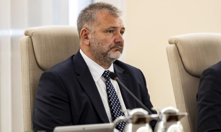 Urek Jasno Daje Do Zrozumienia Zrezygnuj Jeli Moja Misja Okae Si Niemoliwa Do Zrealizowania E0a82b8, NEWSFIN