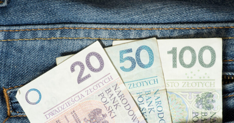 Wiedzia Jak Dziaaj Banki Jako Onierz Prbowa Wyudzi 52 000 Zotych 6757f8f, NEWSFIN