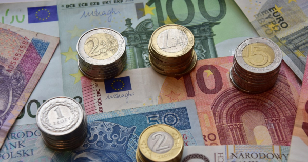 Kursy Walut Ile Kosztuj Euro Dolar I Frank W Czwartek 4 Wrzenia 7ebffca, NEWSFIN