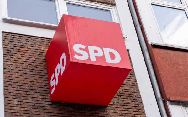 4d50f5a2a2c6fb8e77789c508e2f16fb, NEWSFIN