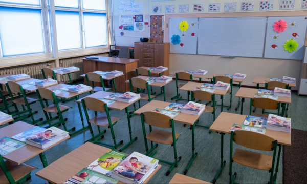 Protesty O Wysze Wynagrodzenie W Dniu Nauczyciela Nie Mamy Czego Witowa 44a0fe4, NEWSFIN