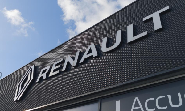 Renault planuje redukcję 3 tys. etatów. Cel: cięcia kosztów.