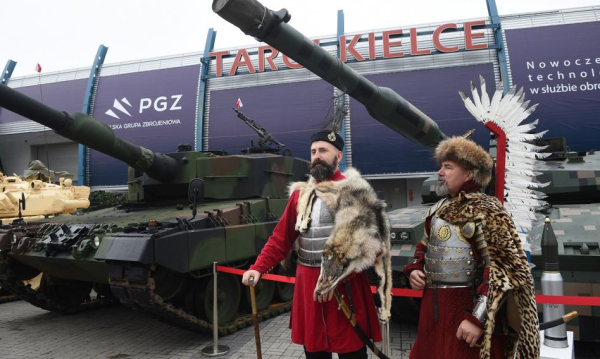 Złoty rekordowo silny. Czy czeka go powtórka z historii? Zoty Mocny Jak Nigdy Czy Skoczy Si Jak Zawsze 4f01c63, NEWSFIN