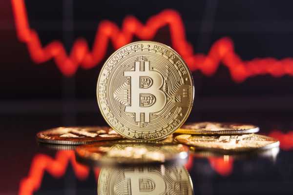 Bitcoin spada do 100 000 dolarów: Czy hossa się skończyła? 0e74d67bdb605715f7426ad1c2bec51c, NEWSFIN