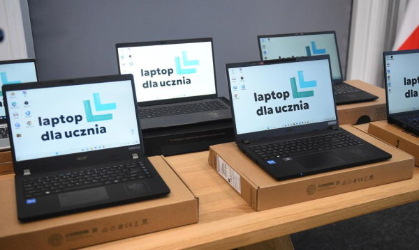 Do Szk Trafi 735 Tys Laptopw I Tabletw Dla Uczniw Ed3f71b, NEWSFIN