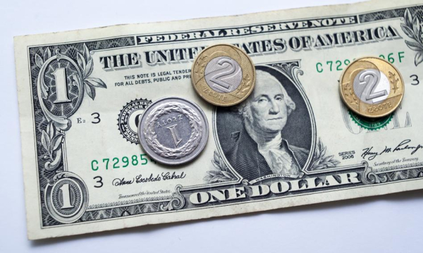 Dolar Przebi 370 Z Euro Trzyma Kurs Sporo Powyej 425 Zotego Ddd3089, NEWSFIN