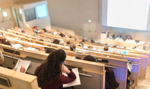 Sejm Uchwali Ustaw Dot Funduszy Stypendialnych Na Uczelniach D35f73f, NEWSFIN