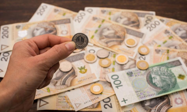 Bankowy sektor z miliardowymi wzrostami zysków. Nowe dane opublikowane przez NBP. Zysk Sektora Bankowego Miliardowo Puchnie Nbp Pokazao Nowe Dane Fb71790, NEWSFIN