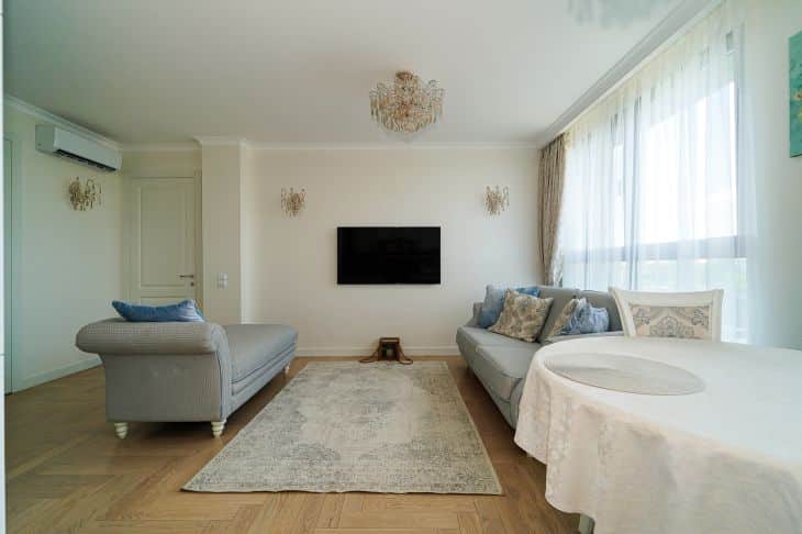 Co ukrywają profesjonaliści: trzy triki projektowe dla małego mieszkania