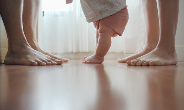 Brak mieszkania utrudnia decyzje o dziecku. Polacy chcą zmian w polityce mieszkaniowej