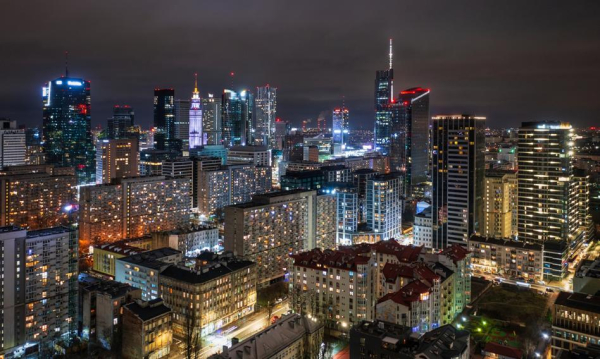 W warszawskim zagłębiu biurowym coraz mniej wolnych lokali. Pustostan wynosi zaledwie jeden na jedenaście.