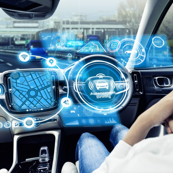 Samosterujące auta pojawią się w naszym kraju? Przepisy dają zielone&hellip;