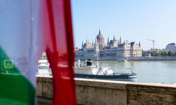 Azyl na Węgrzech dla dwójki Polaków. Tożsamości nieujawnione. Azyl na Węgrzech dla dwójki Polaków. Tożsamości nieujawnione.