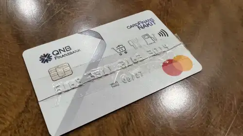 Dowiedziałem się, dlaczego karta płatnicza ma datę ważności – mówię tym, którzy nie wiedzą