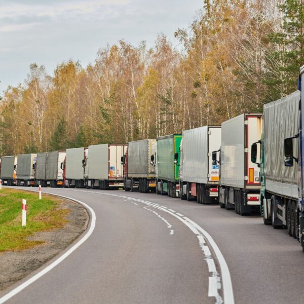 Przewoźnicy zarzucają litewskiemu rządowi brak reakcji. Ciągle nie odzyskano ciężarówek&hellip;